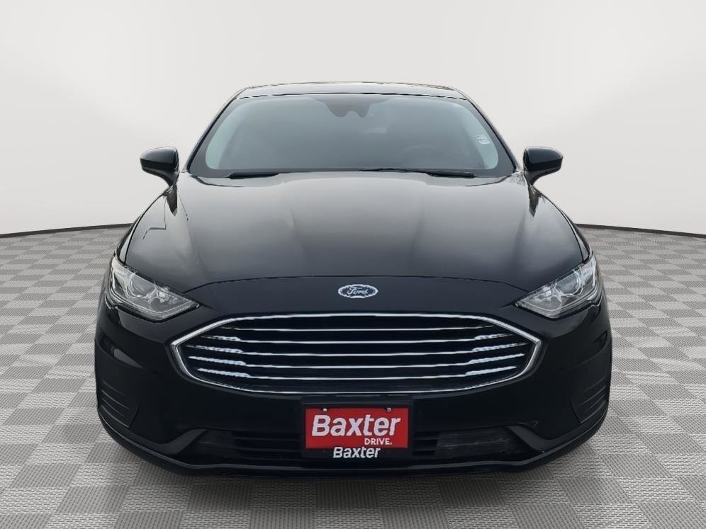 Used 2019 Ford Fusion SE image 3