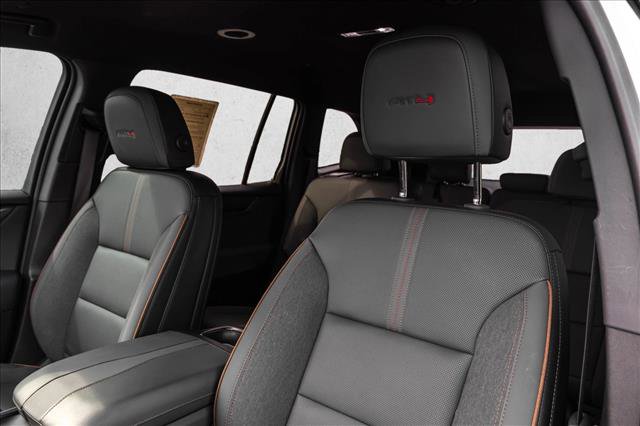 Used 2024 GMC Acadia AT4 AWD/4WD image 12
