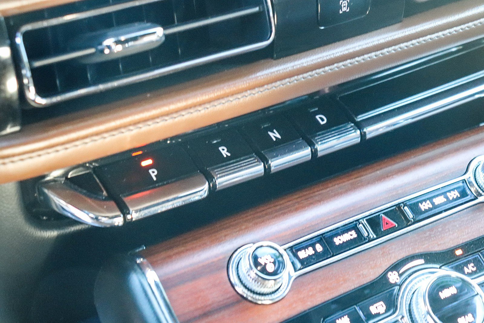 Used 2022 Lincoln Aviator Reserve w/ Elements Package Plus image 21