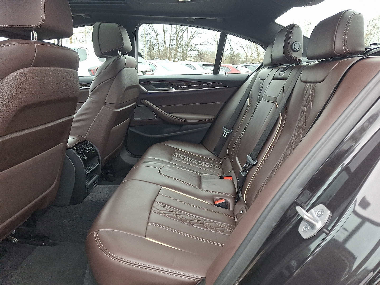 Certified 2022 BMW 540i xDrive w/ M Sport Package image 10