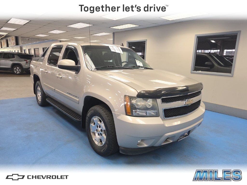 Used 2009 Chevrolet Avalanche LT w/ Convenience Package #1