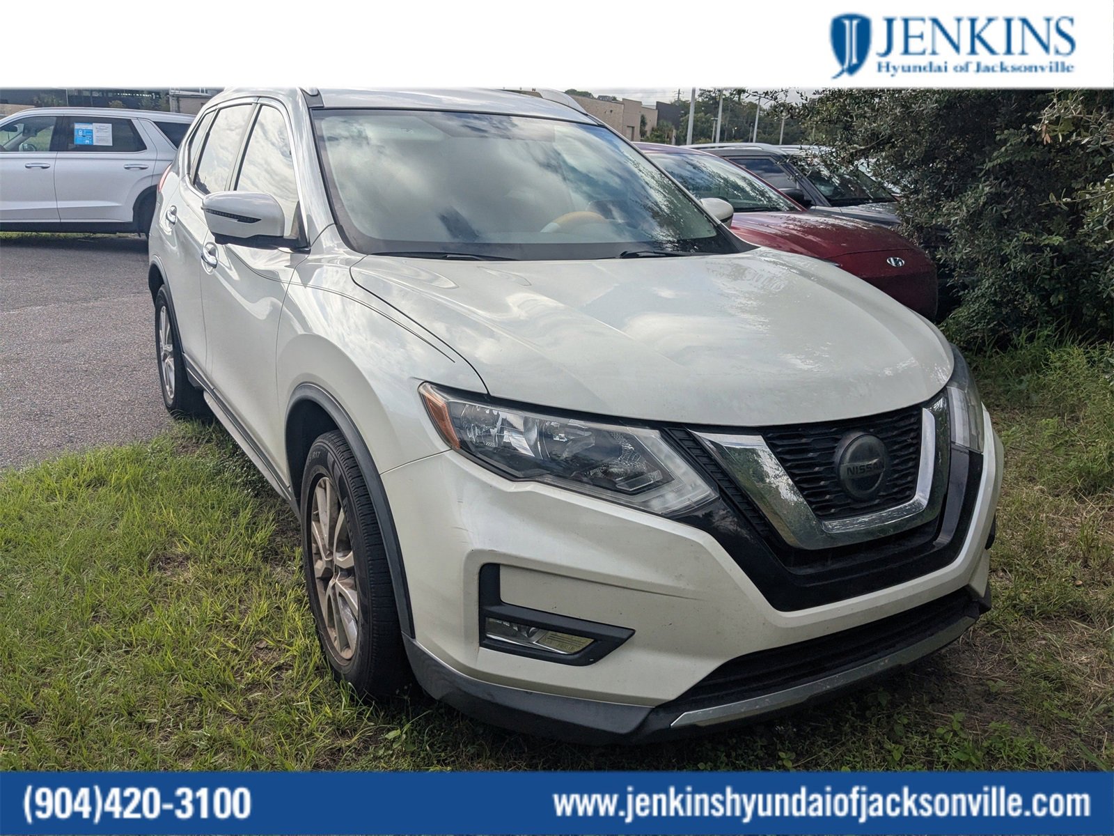 Used 2018 Nissan Rogue SV w/ Premium Package