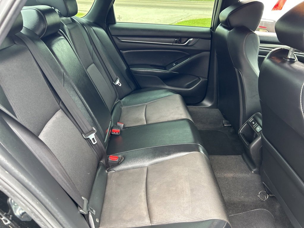 Used 2021 Honda Accord Sport image 18