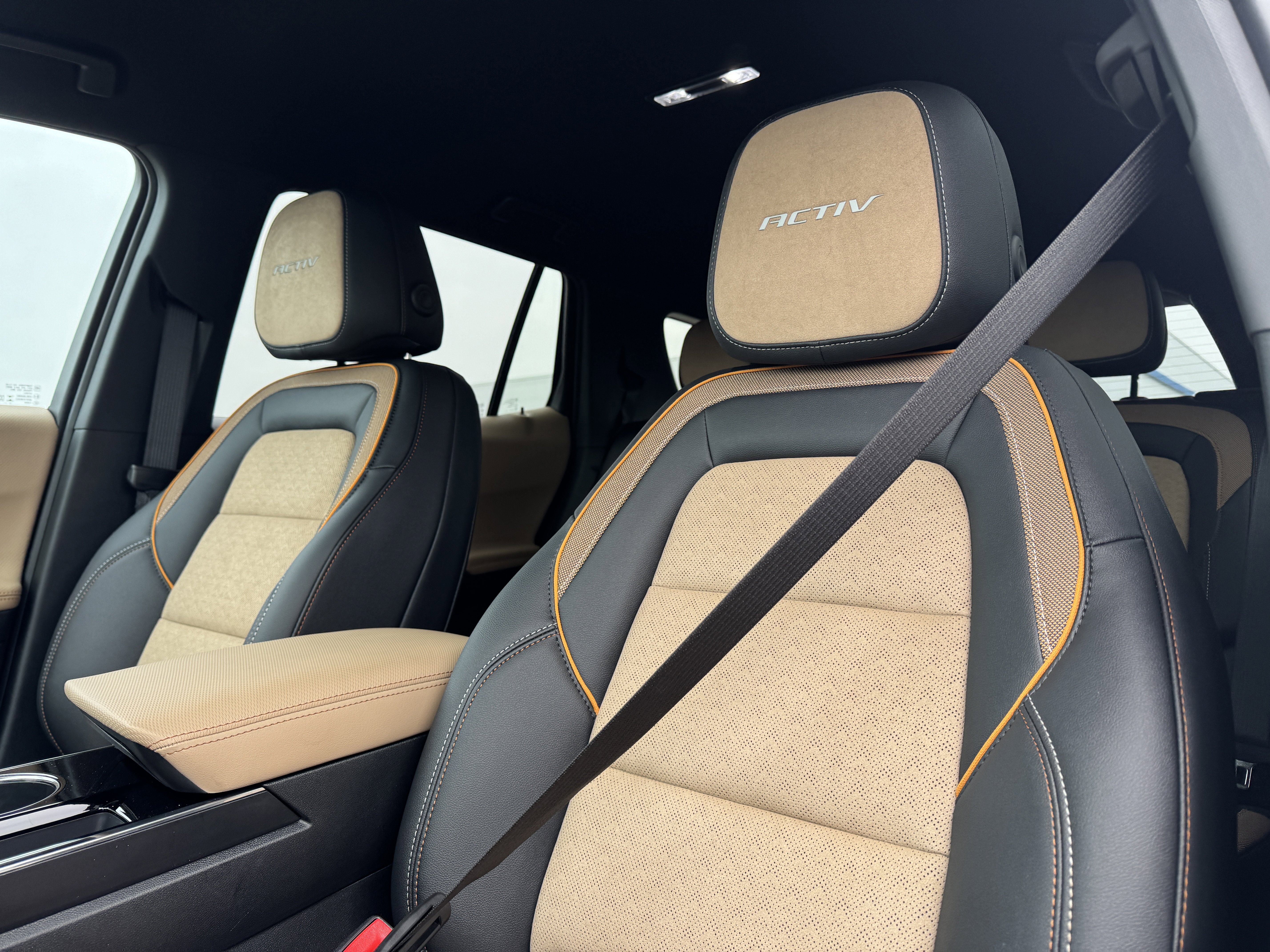 New 2026 Chevrolet Equinox ACTIV w/ Convenience Package III image 14