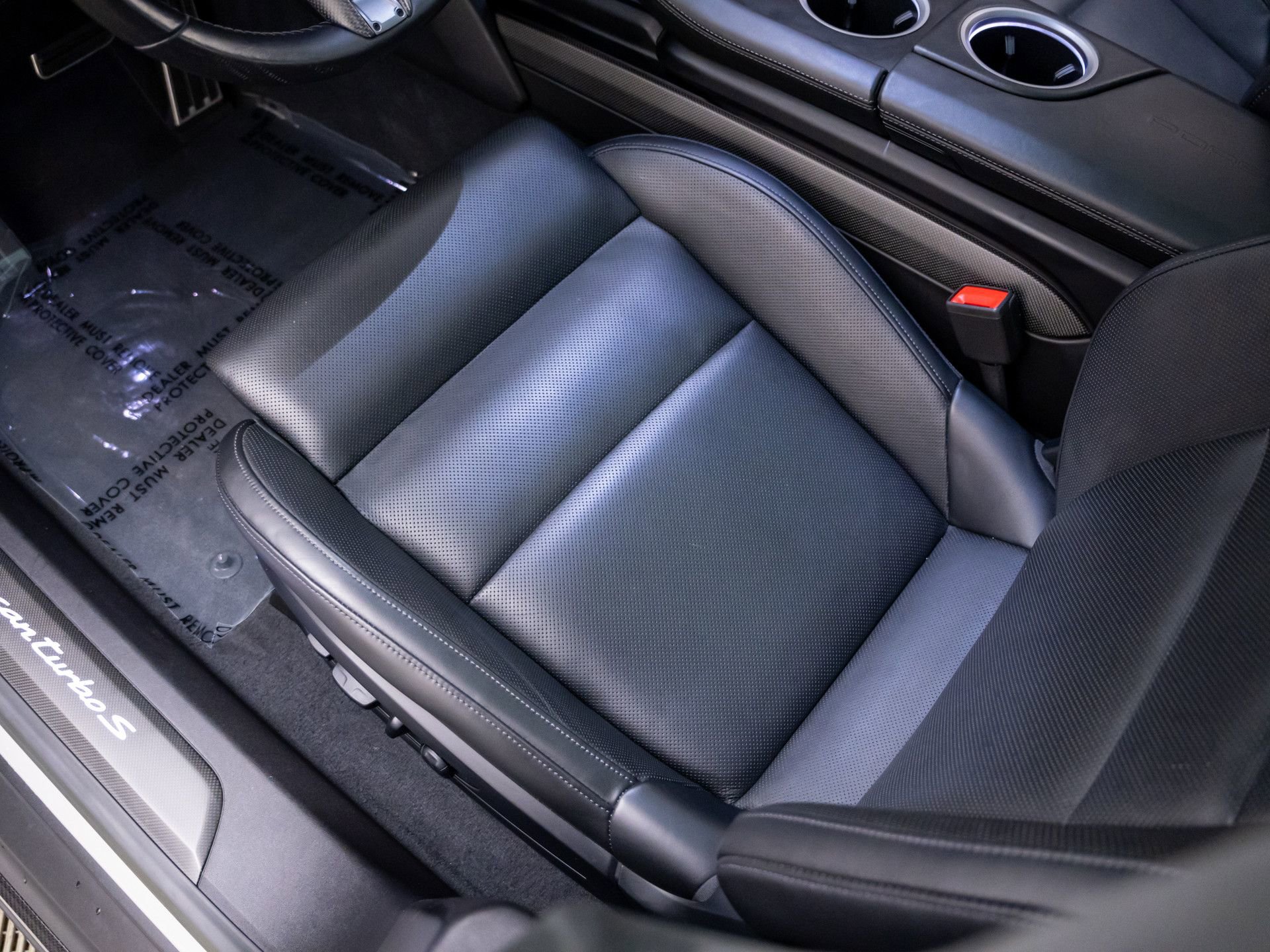 Used 2022 Porsche Taycan Turbo S image 16