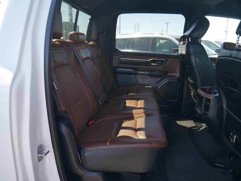 Used 2022 RAM 1500 Limited w/ Body-Colour Bumper Group image 31