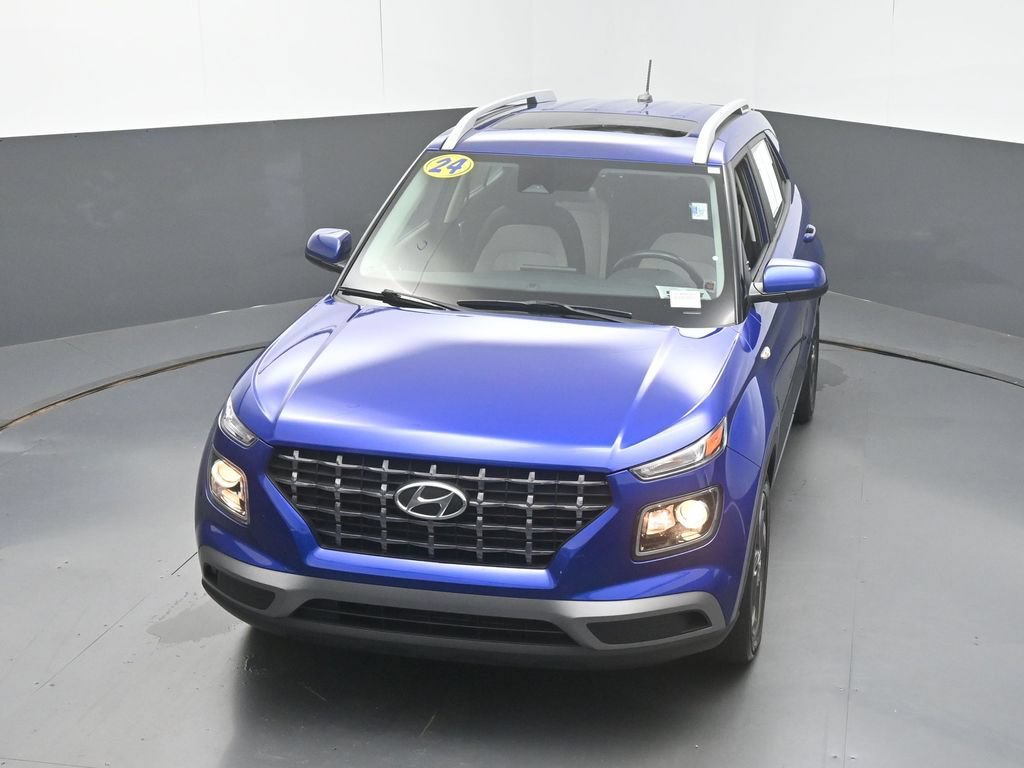 Used 2024 Hyundai Venue SEL FWD image 43