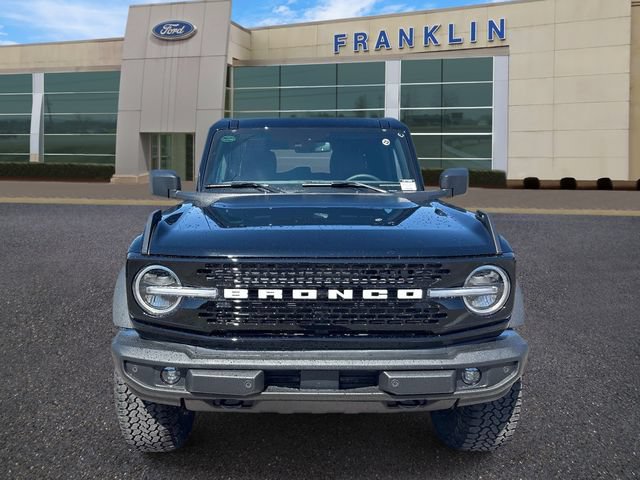 New 2026 Ford Bronco Outer Banks w/ Sasquatch Package AWD/4WD image 2