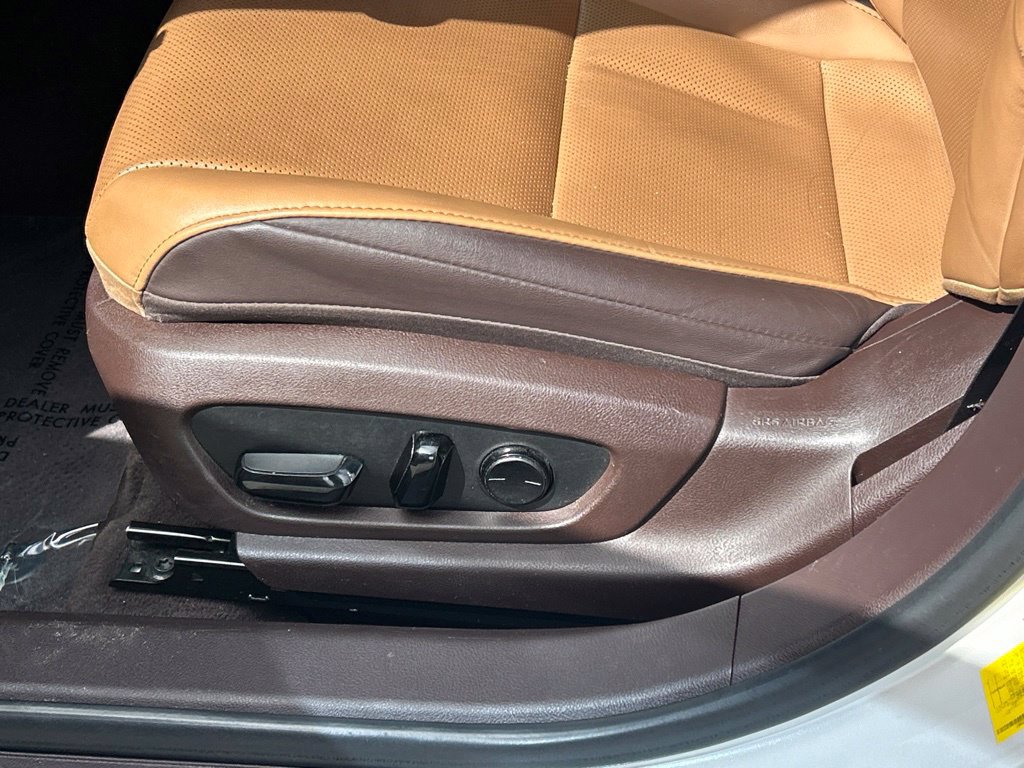 Used 2021 Lexus ES 350 w/ Accessory Package FWD image 16