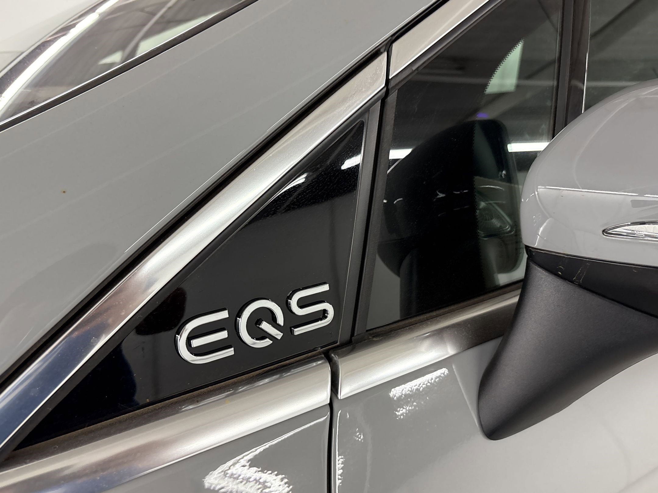 New 2026 Mercedes-Benz EQS 550 4MATIC SUV image 32
