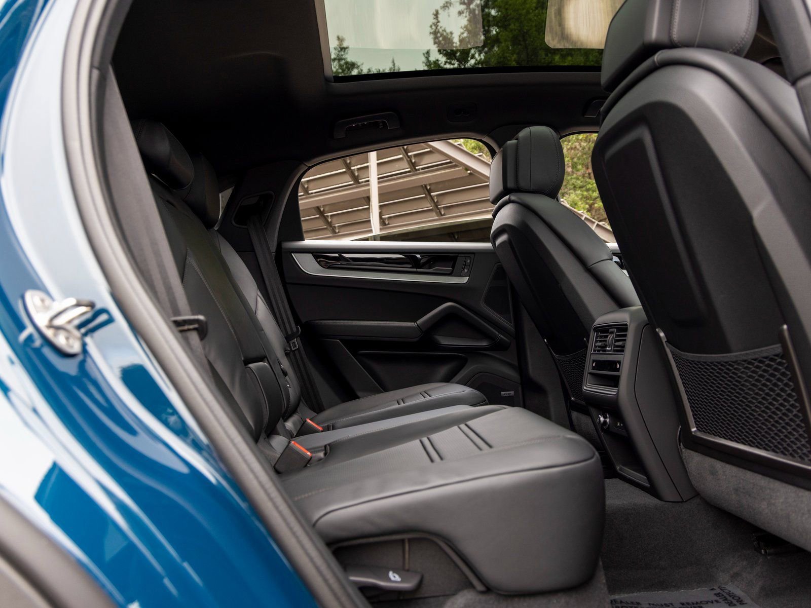 New 2026 Porsche Cayenne Coupe image 45