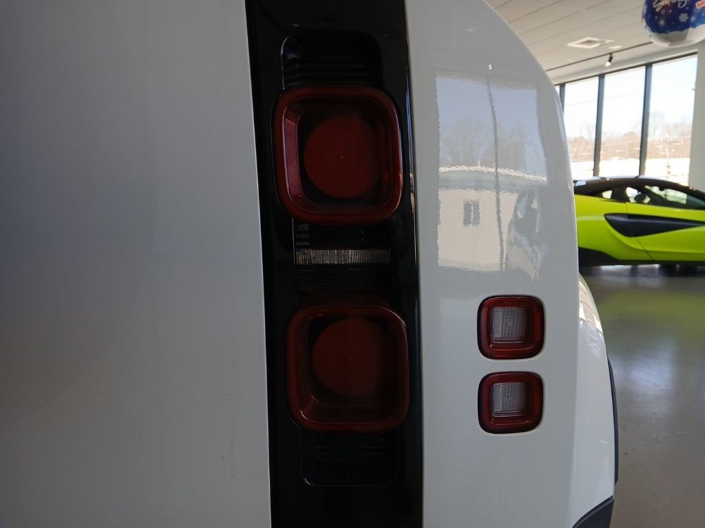 Used 2024 Land Rover Defender 110 S image 12