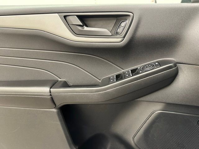 Used 2025 Ford Escape Active image 34