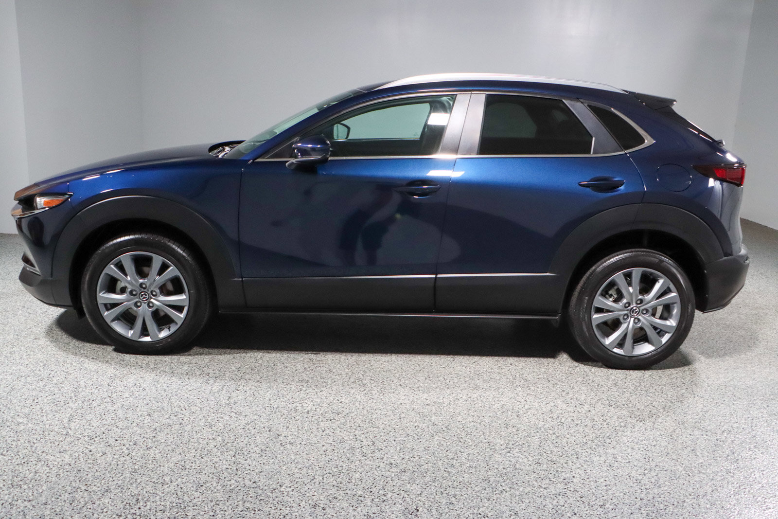Used 2023 MAZDA CX-30 AWD image 10