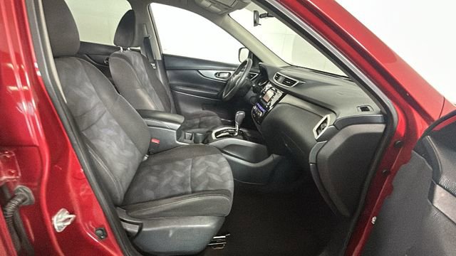 Used 2015 Nissan Rogue SV AWD/4WD image 31