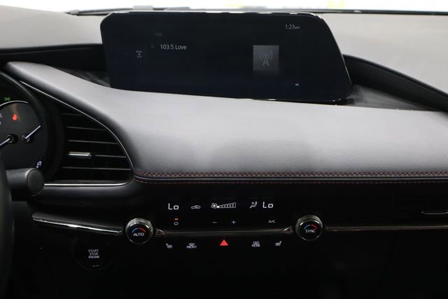 Used 2023 MAZDA MAZDA3 s image 31