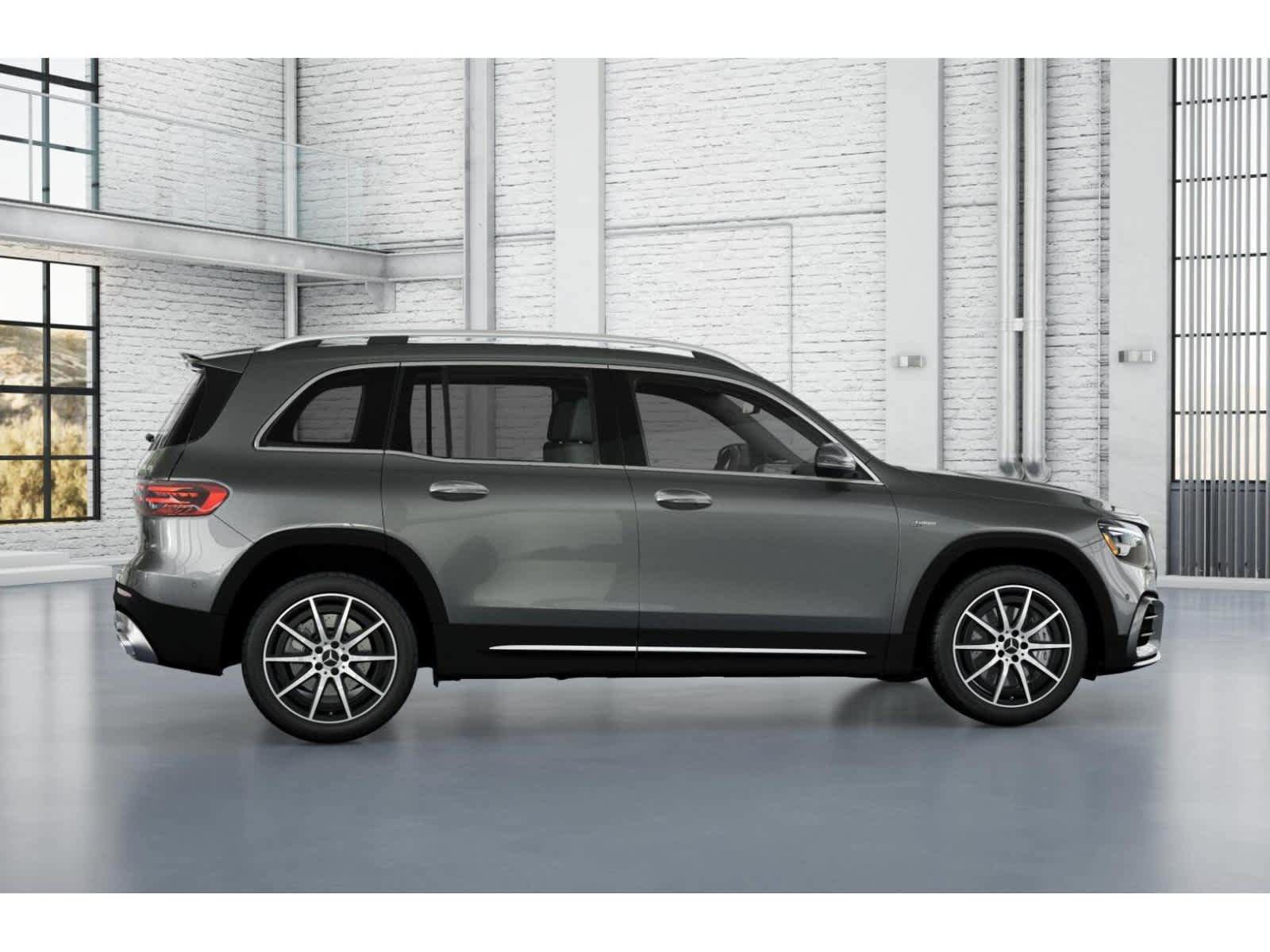 Used 2025 Mercedes-Benz GLB 35 AMG 4MATIC image 16