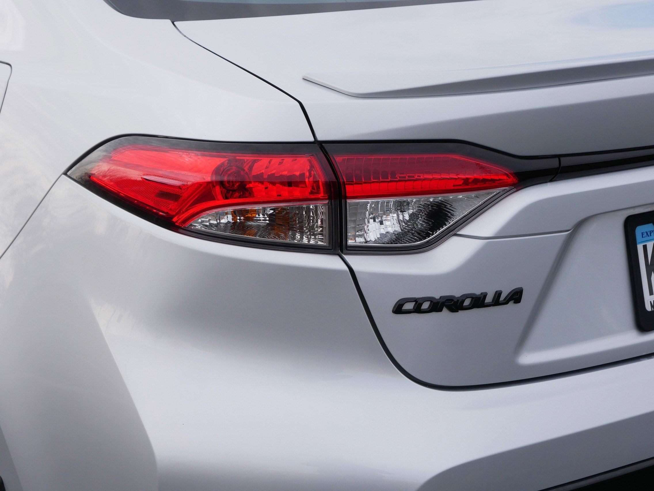 Used 2023 Toyota Corolla SE w/ SE Premium Package image 17