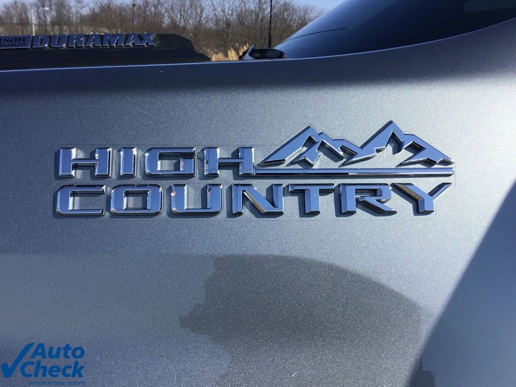 Used 2025 Chevrolet Silverado 3500 High Country w/ High Country Premium Package image 33
