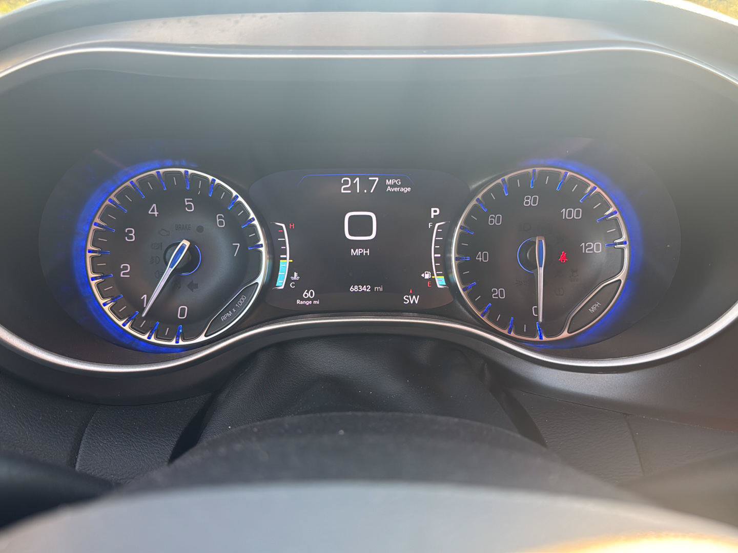 Used 2024 Chrysler Pacifica Touring-L FWD image 14