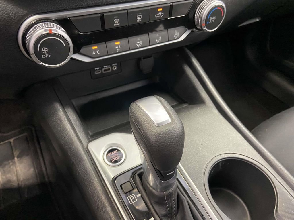 Used 2025 Nissan Altima 2.5 SV FWD image 22