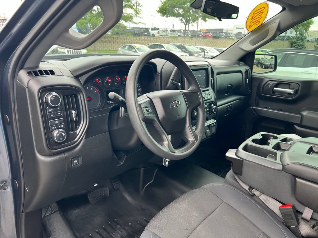 Used 2020 Chevrolet Silverado 1500 Custom Trail Boss w/ Custom Convenience Package AWD/4WD image 18