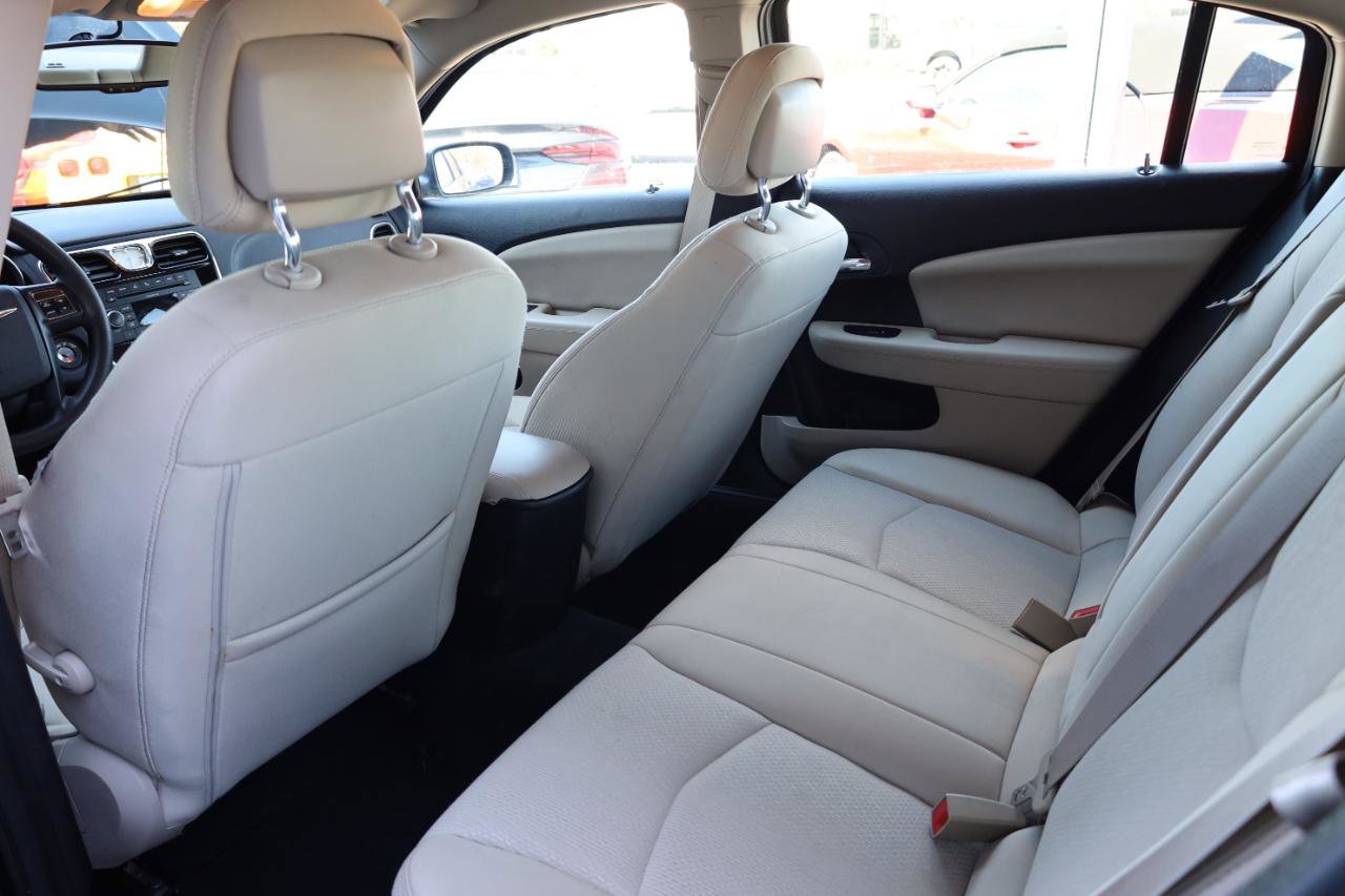 Used 2011 Chrysler 200 LX image 13