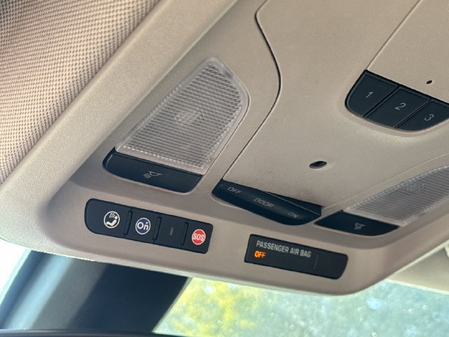 Used 2018 Chevrolet Impala Premier FWD image 26