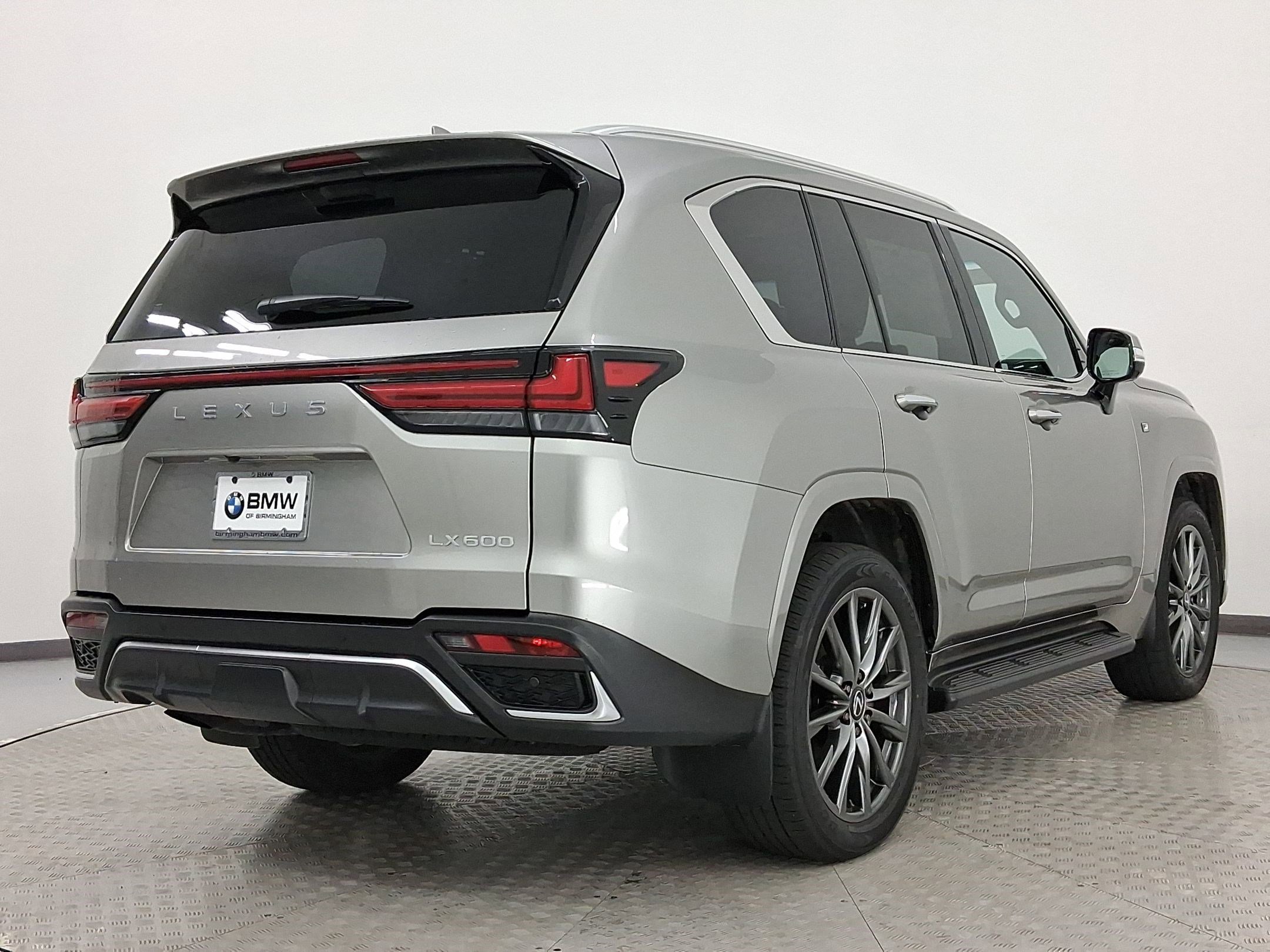 Used 2024 Lexus LX 600 F Sport image 9