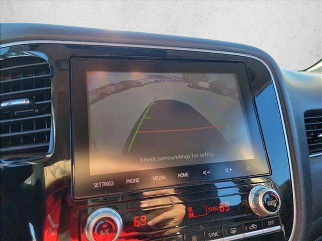 Used 2020 Mitsubishi Outlander SE image 12