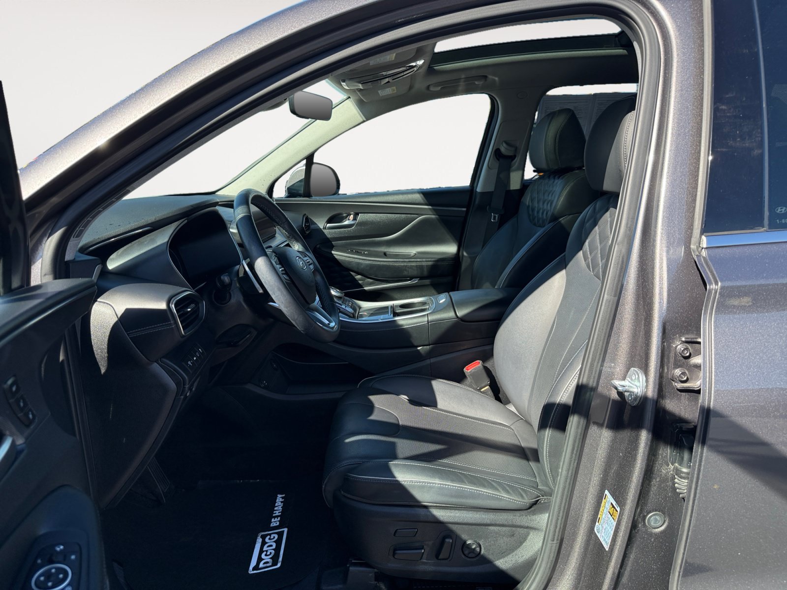Used 2023 Hyundai Santa Fe Limited AWD/4WD image 10