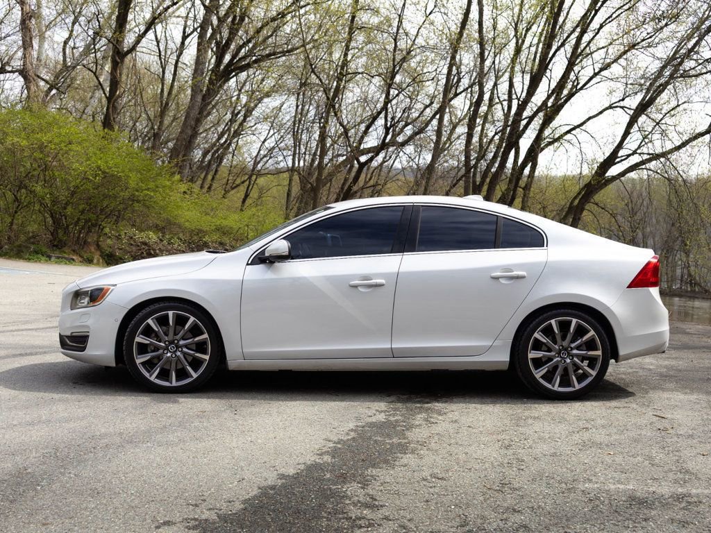 Used 2015 Volvo S60 T6 Platinum image 11