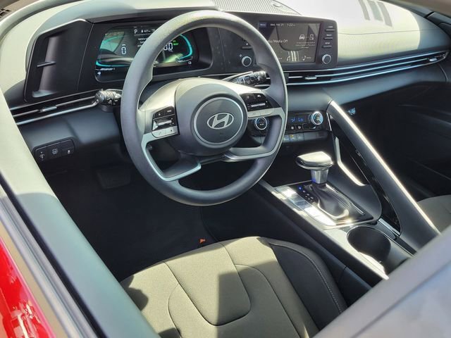 Certified 2025 Hyundai Elantra Blue image 3