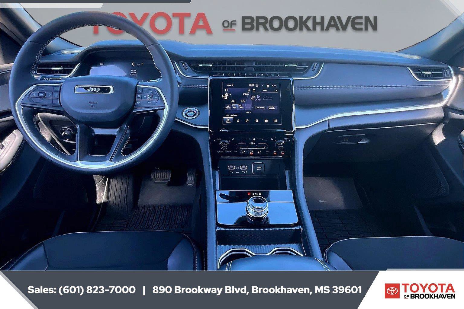 Used 2025 Jeep Grand Cherokee L Altitude RWD image 13