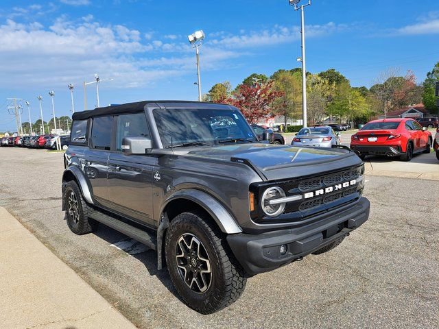 Used 2022 Ford Bronco Outer Banks image 8