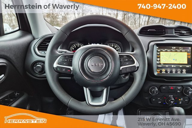 Used 2023 Jeep Renegade Latitude image 8