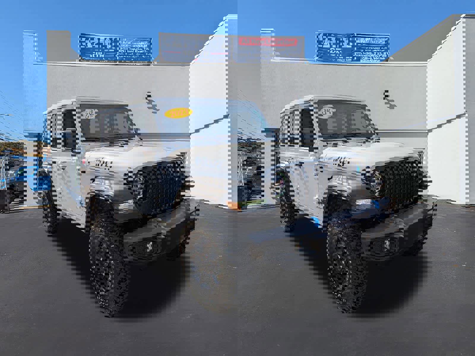 Certified 2023 Jeep Wrangler Unlimited w/ Sun & Screen Package AWD/4WD image 1