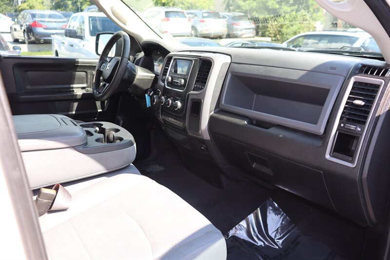 Used 2019 RAM 1500 Tradesman w/ Chrome Plus Package AWD/4WD image 19
