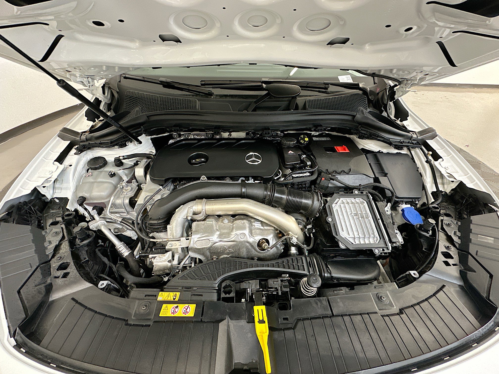 Used 2025 Mercedes-Benz GLA 250 4MATIC image 35