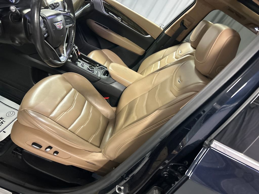 Used 2021 Cadillac XT6 Premium Luxury w/ Platinum Package image 12