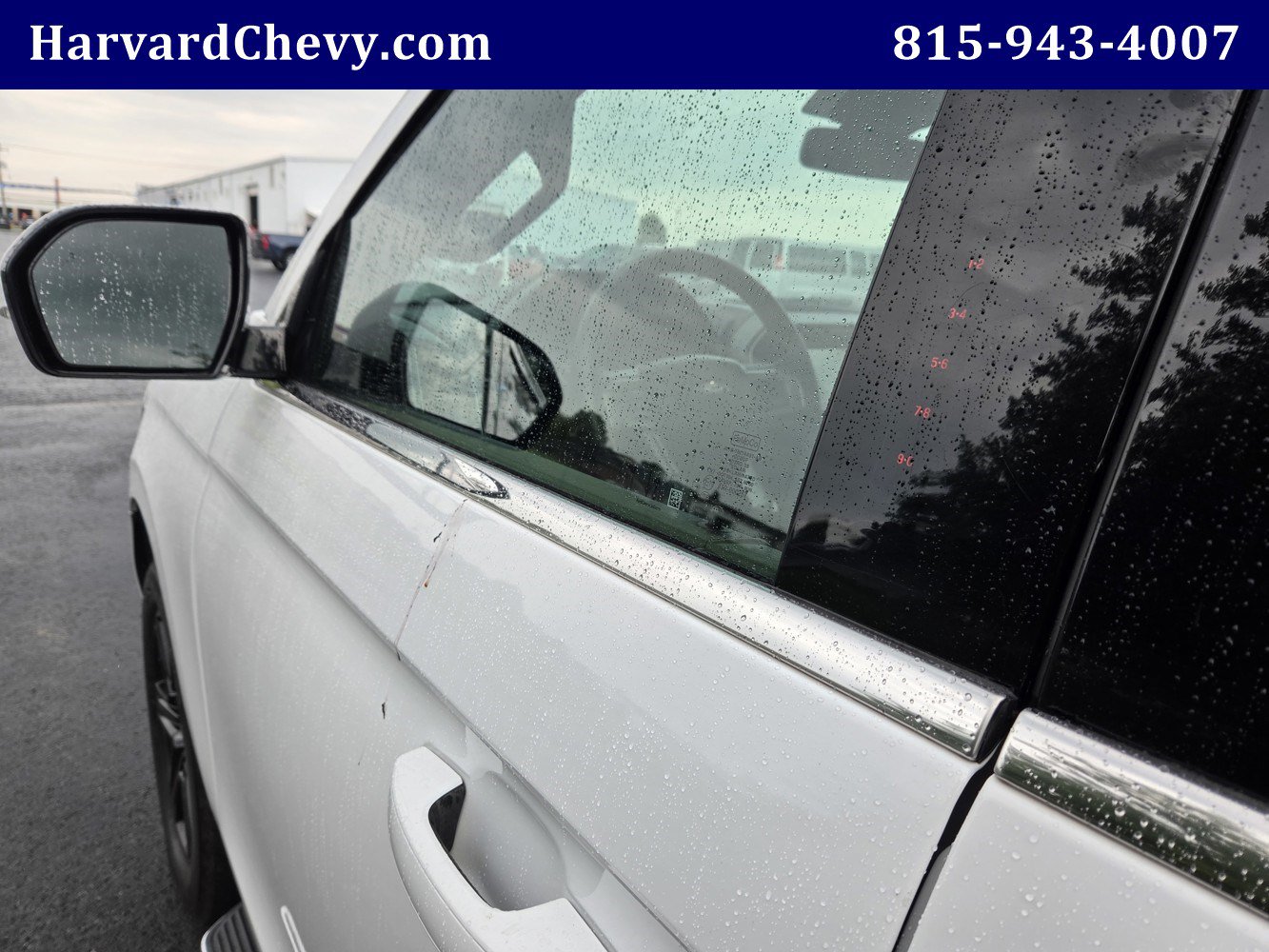 Used 2020 Ford Expedition XLT w/ Equipment Group 202A AWD/4WD image 38