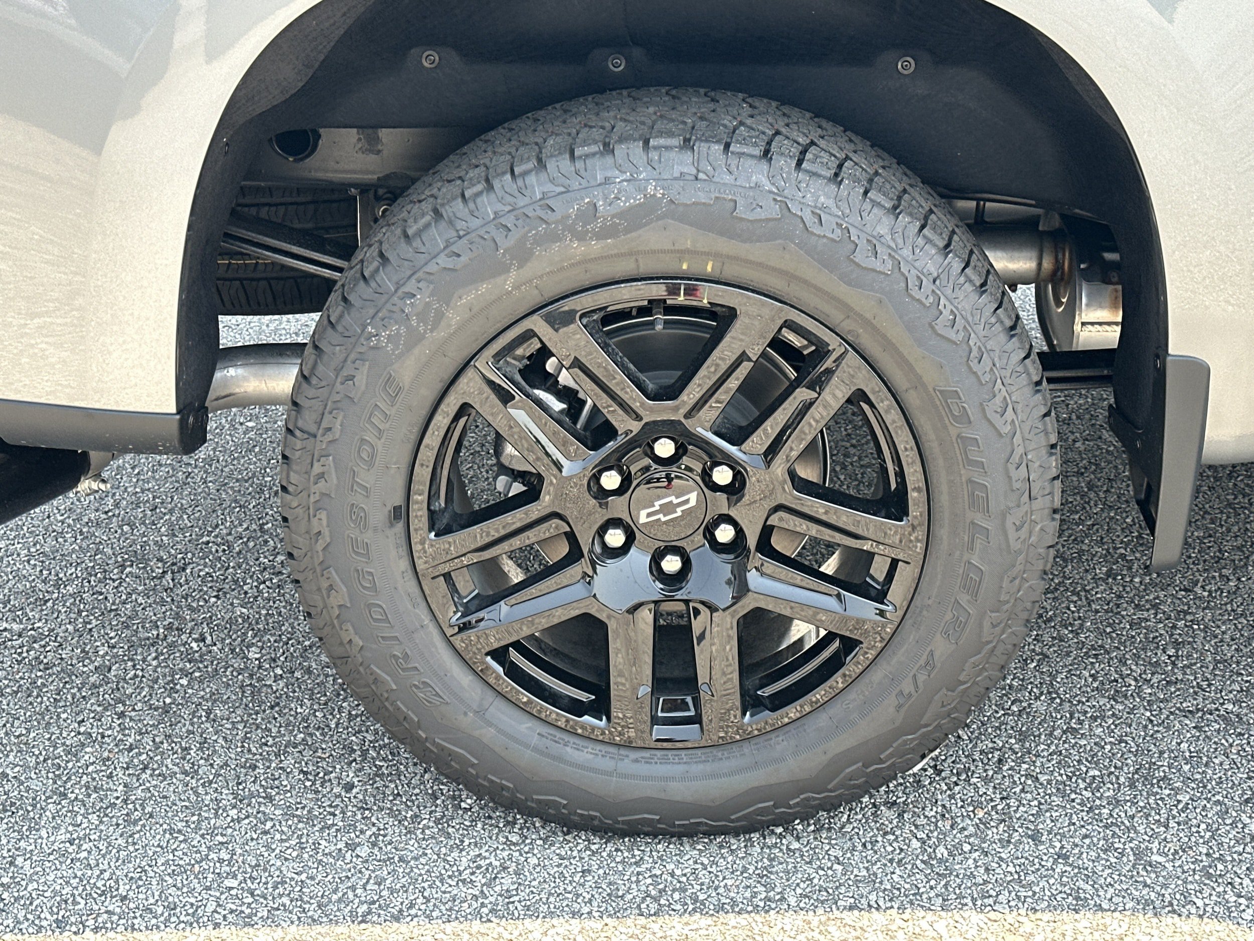 New 2026 Chevrolet Silverado 1500 Custom w/ Turbomax Blackout Package AWD/4WD image 17