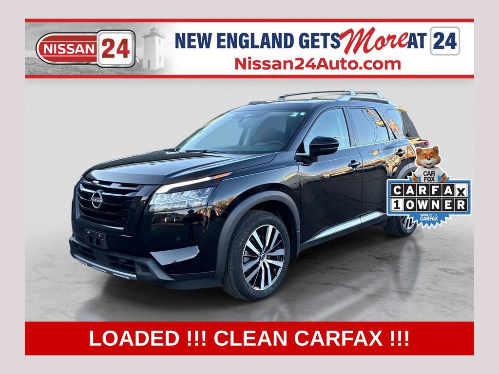 Certified 2024 Nissan Pathfinder Platinum w/ Black Appearance Package