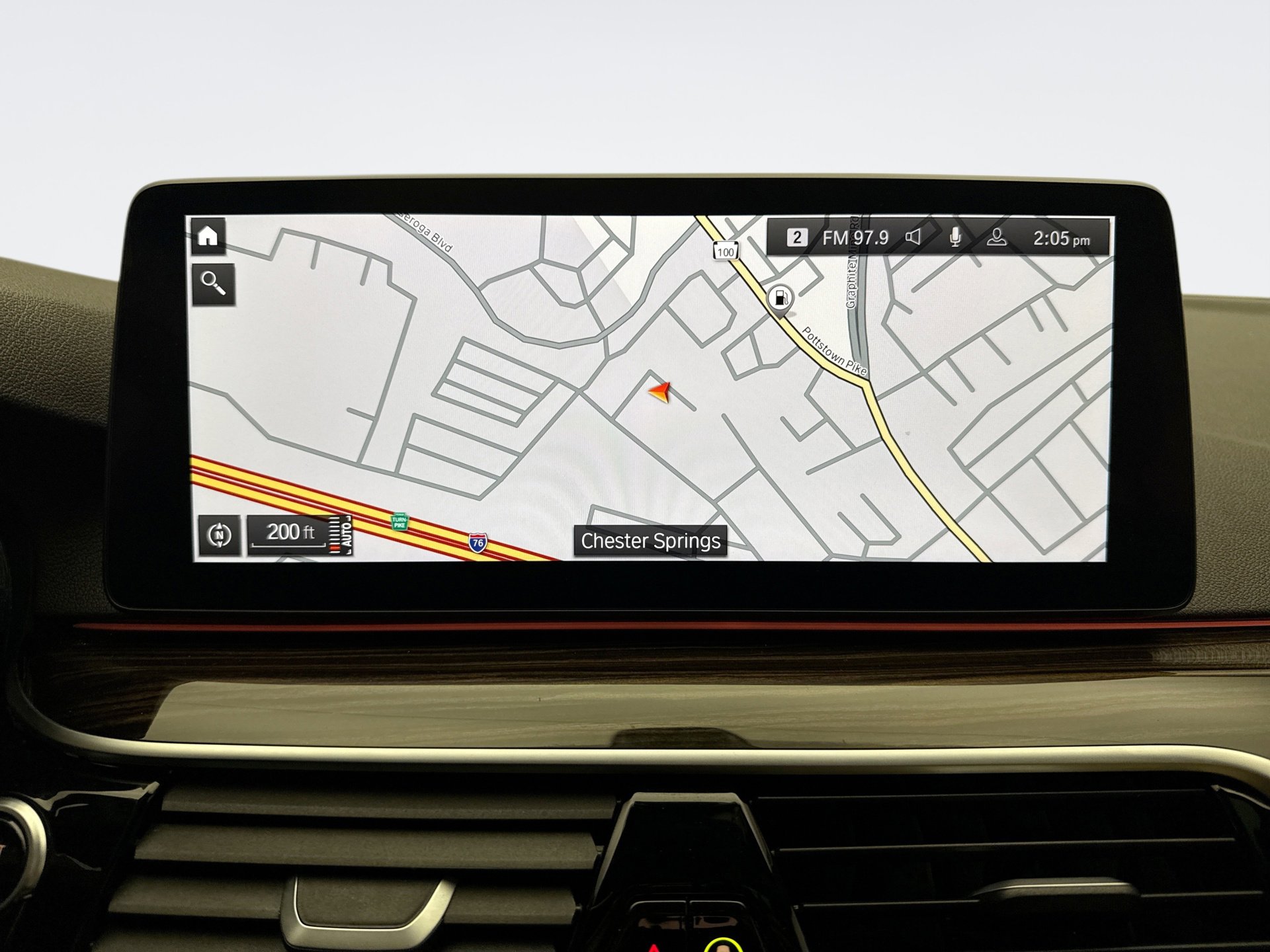 Used 2023 BMW 530i xDrive w/ Convenience Package image 15