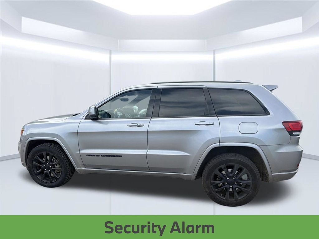 Used 2021 Jeep Grand Cherokee Laredo X AWD/4WD image 19