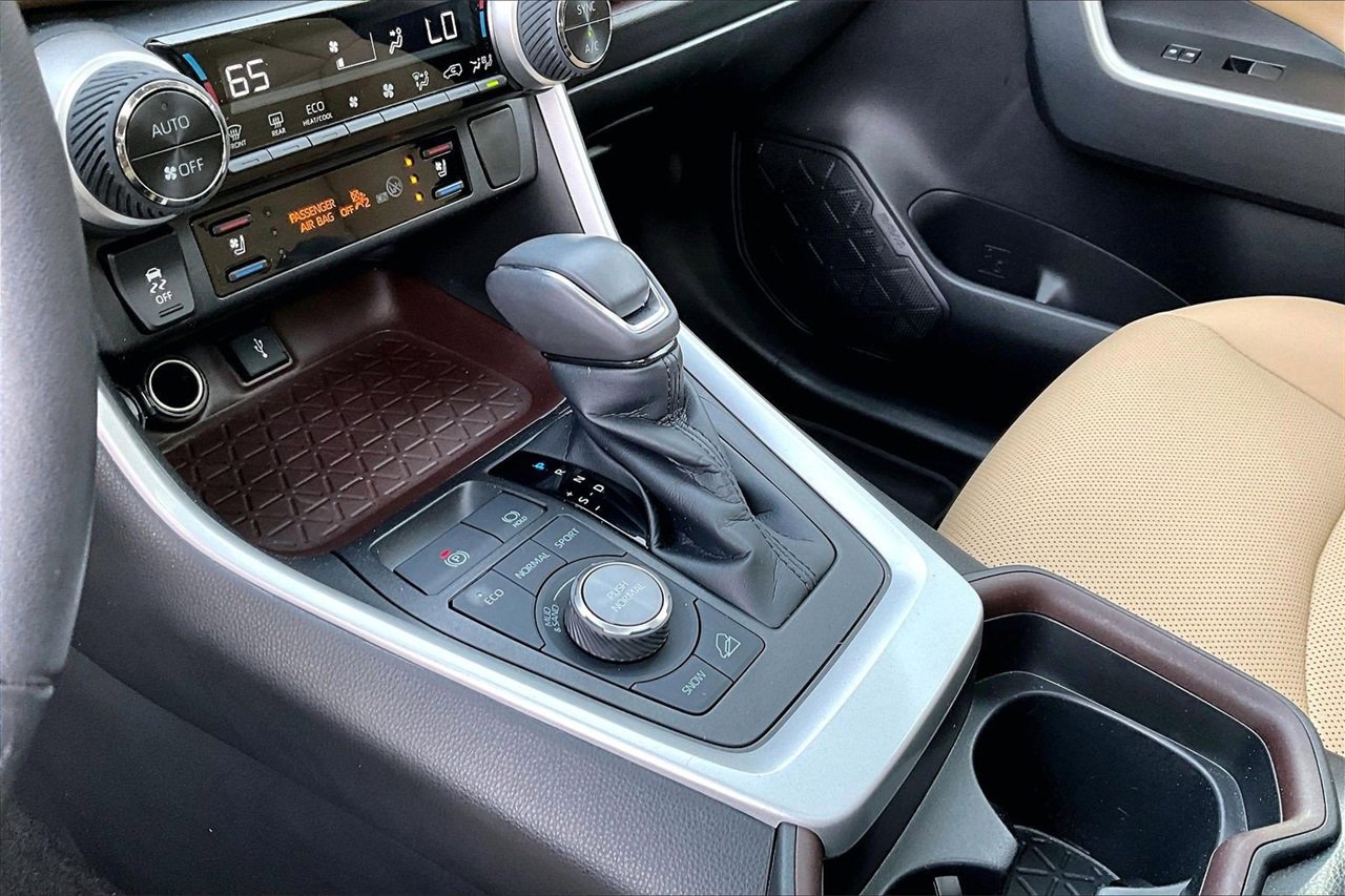 Used 2021 Toyota RAV4 Limited w/ Limited Grade Weather Package image 32