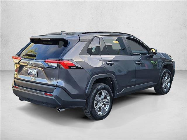 Used 2025 Toyota RAV4 XLE FWD image 5