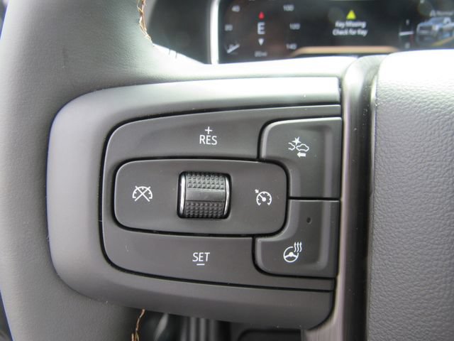 Used 2026 GMC Sierra 3500 AT4 w/ Technology Package AWD/4WD image 14