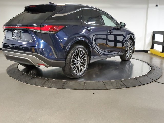 Used 2026 Lexus RX 450h AWD w/ Convenience Package image 9