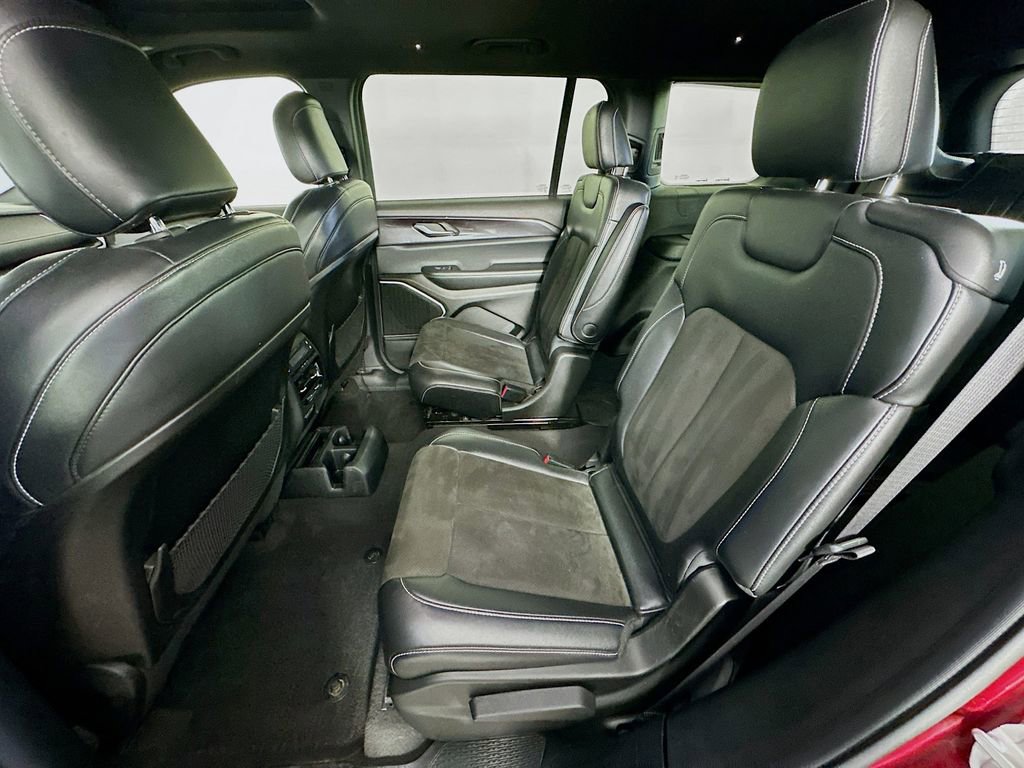 Certified 2022 Jeep Grand Cherokee L Laredo image 36